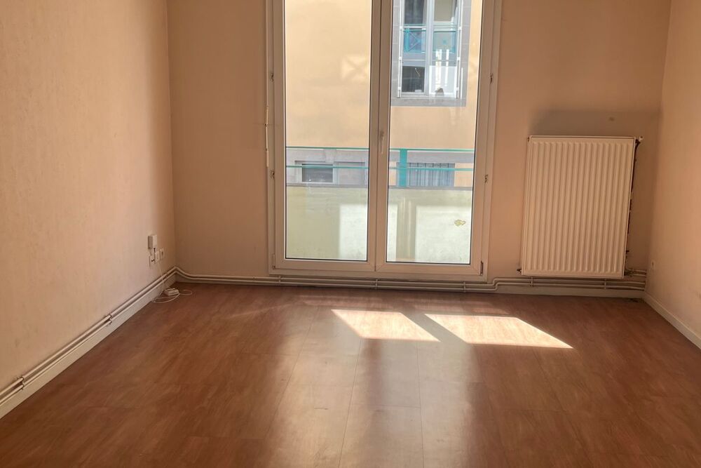 Vente Appartement SECTEUR JAUDE - APPARTEMENT 3 PIECES GARAGE - BRS Clermont ferrand