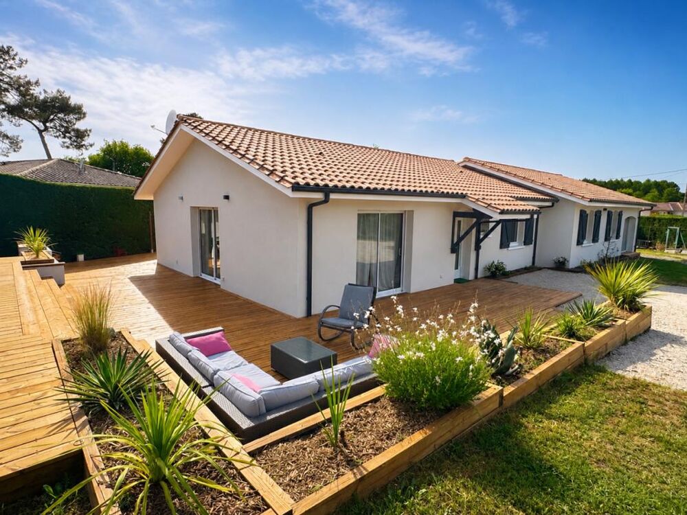 Maison Salles centre : 7 pièces 162 m2 garage et piscine et grand terrain