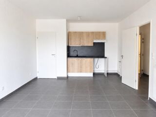  Appartement à louer 3 pièces 64 m²