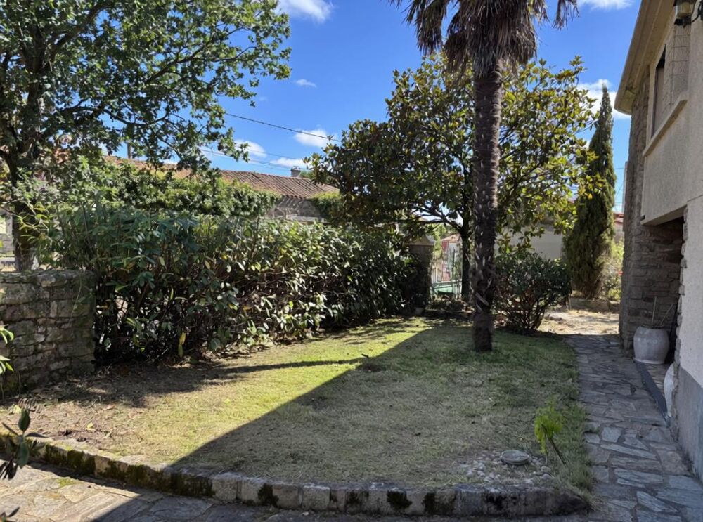 Maison à rénover Saint Hilaire De Clisson 9 pièce(s) 130 m2