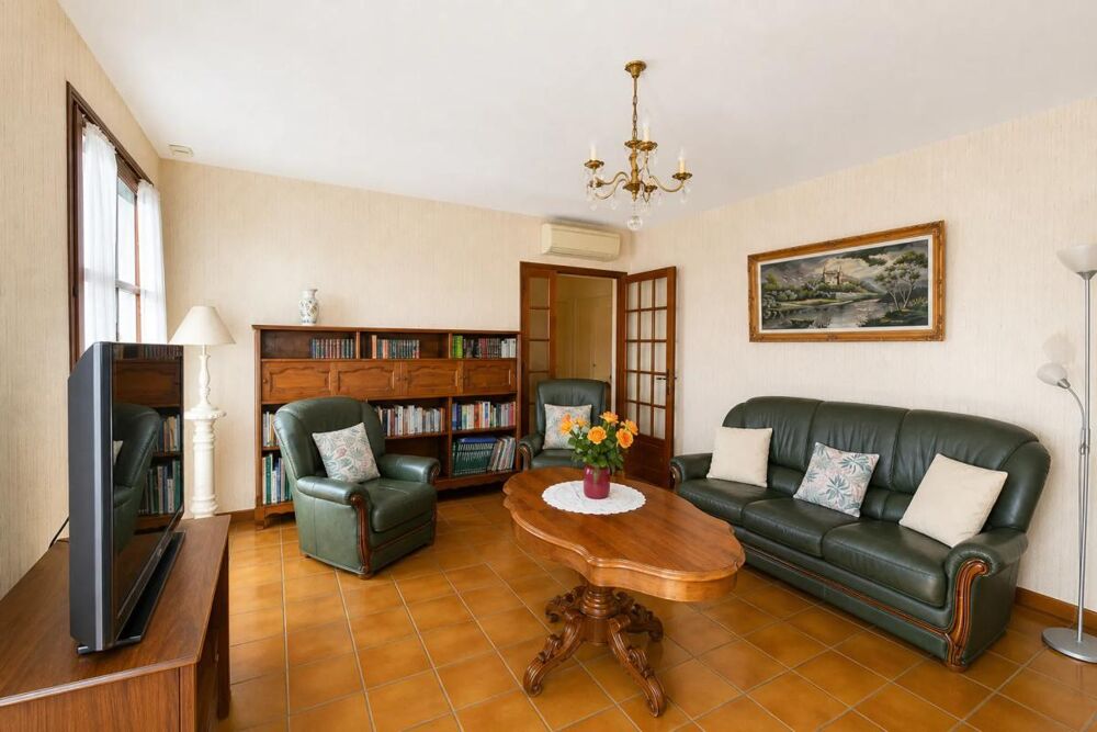 Vente Propriété/Château Maison spacieuse avec appartement à Pont-du-Casse Pont du casse