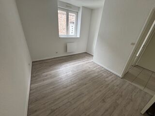  Appartement à louer 3 pièces 45 m²