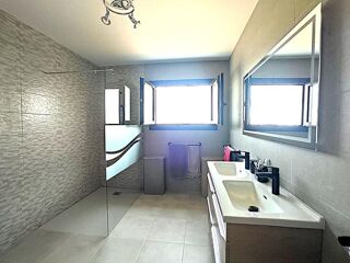  Maison � vendre 5 pi�ces 130 m�