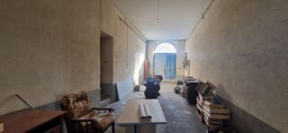  Immeuble à vendre 14 pièces 352 m²