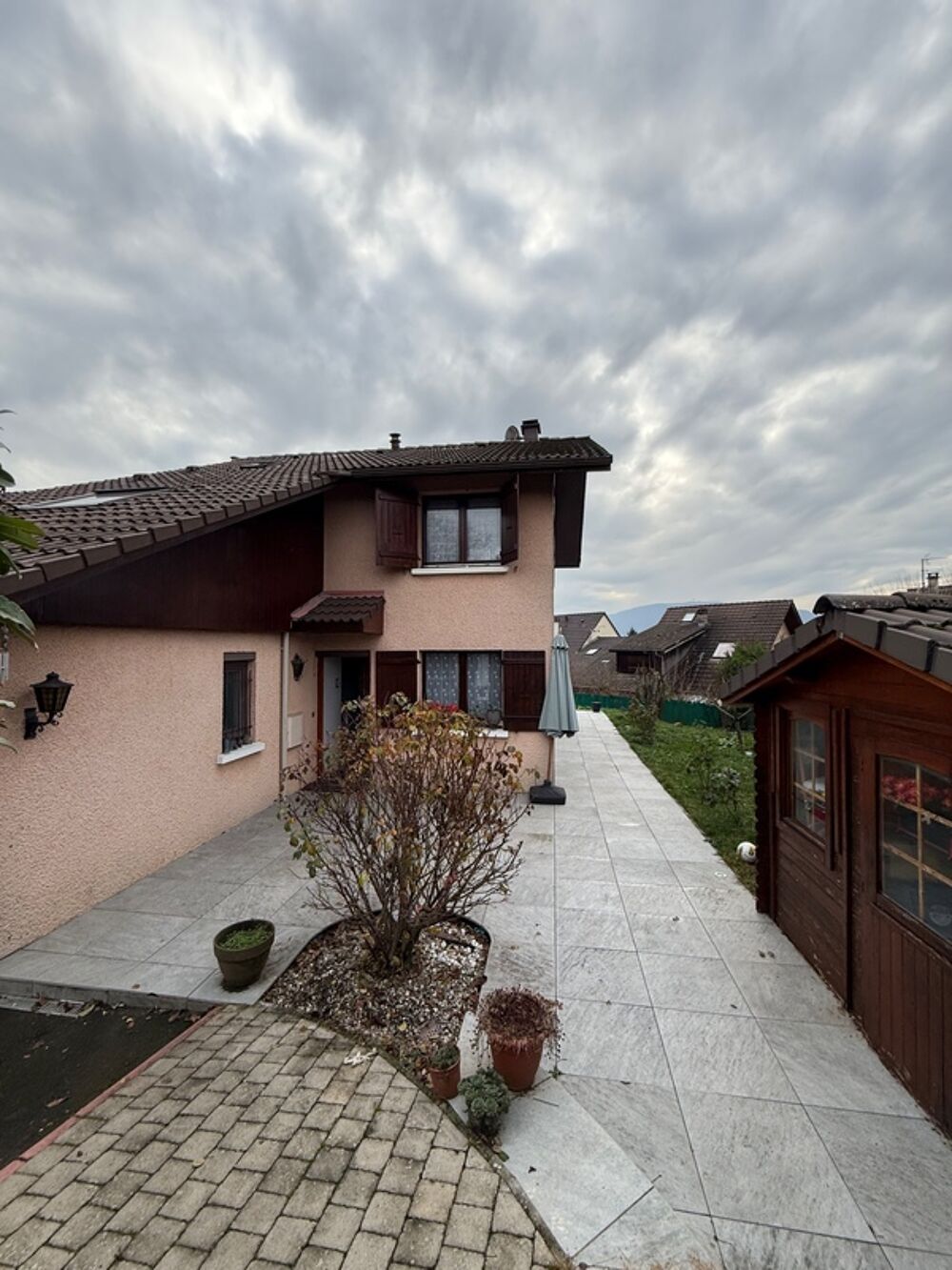 Maison à vendre 7 pièces CRANVES SALES (74)
