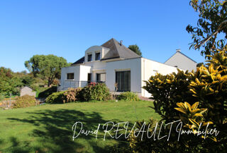  Maison  vendre 6 pices 143 m