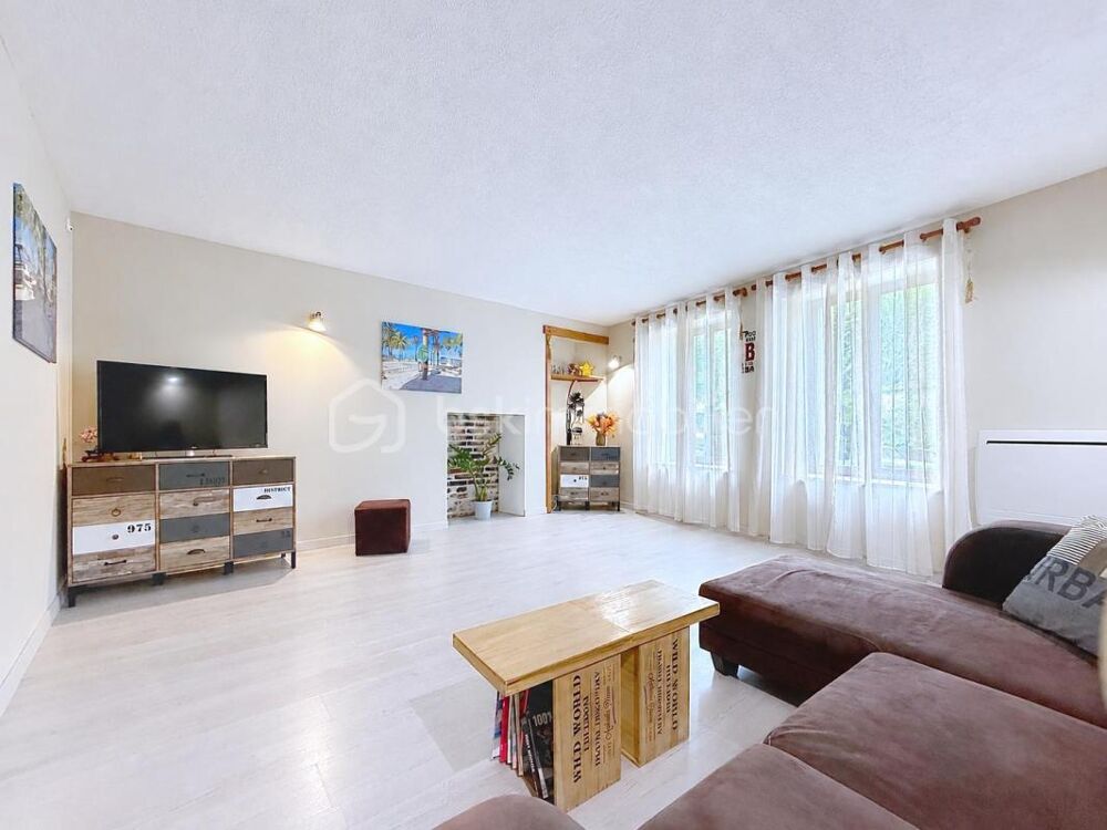Vente Maison Une maison chaleureuse aux multiples possibilités Cormery