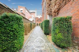  H�tel Particulier � vendre 15 + pi�ces 570 m�