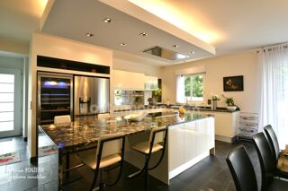  Maison � vendre 6 pi�ces 252 m�