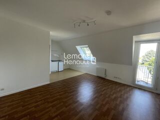 Location Appartement Studio dans Résidence avec ascenseur 26.74 m², parking, cave Dreux