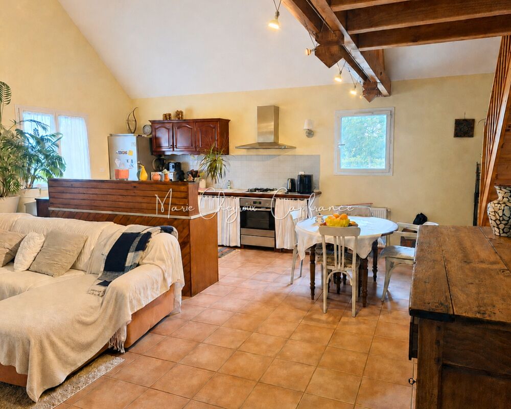 Vente Maison Maison au calme - 3 pièces - Jardin 1 780 M² - ALLASSAC (19) Allassac