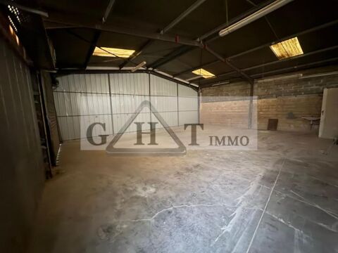 ENTREPOT 284 M&sup2; A DAMMARIE LES LYS A LOUER 2100 77190 Dammarie les lys