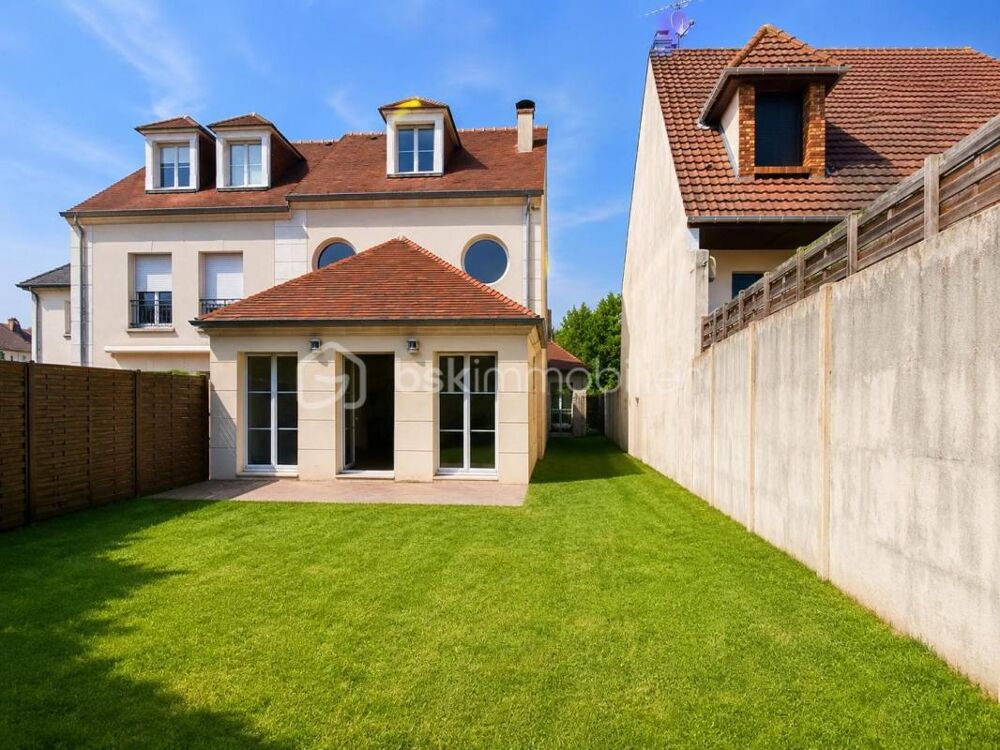 Vente Maison AU COEUR DU VIEUX CHAMPS SUR MARNE PROCHE CHATEAU Champs sur marne