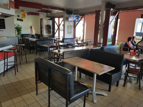   Bar-brasserie à vendre à PUY GUILLAUME (63) 