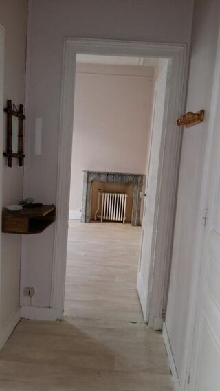  Appartement à louer 2 pièces 32 m²