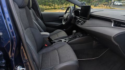 Corolla 2.0 VVT-i 196 Hybrid CVT Design - 5 places Automatique 2025 occasion 93270 Sevran