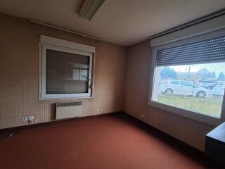  Parking / Garage � vendre 6 pi�ces 540 m�