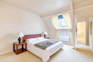 Duplex/triplex à vendre 5 pièces 160 m² Jouy en josas