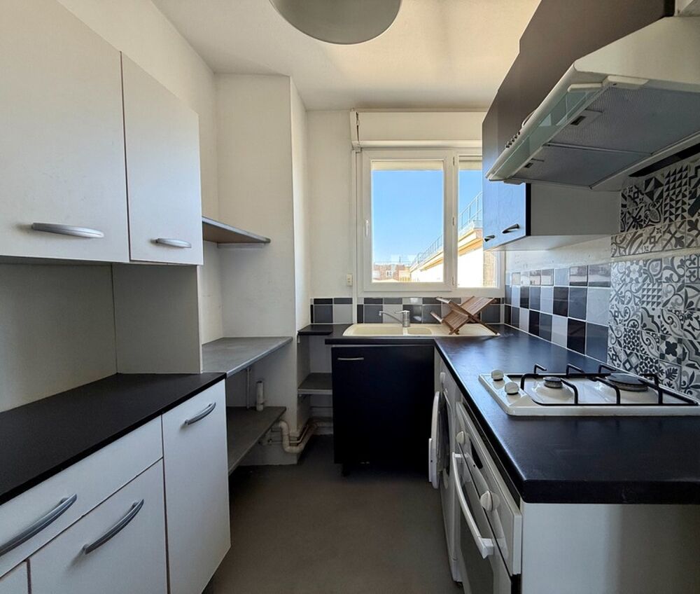 Vente Appartement Mérignac Le Burck – T2 traversant de près de 40 m², dernier étage, sans vis-à-vis, cave et parking Merignac