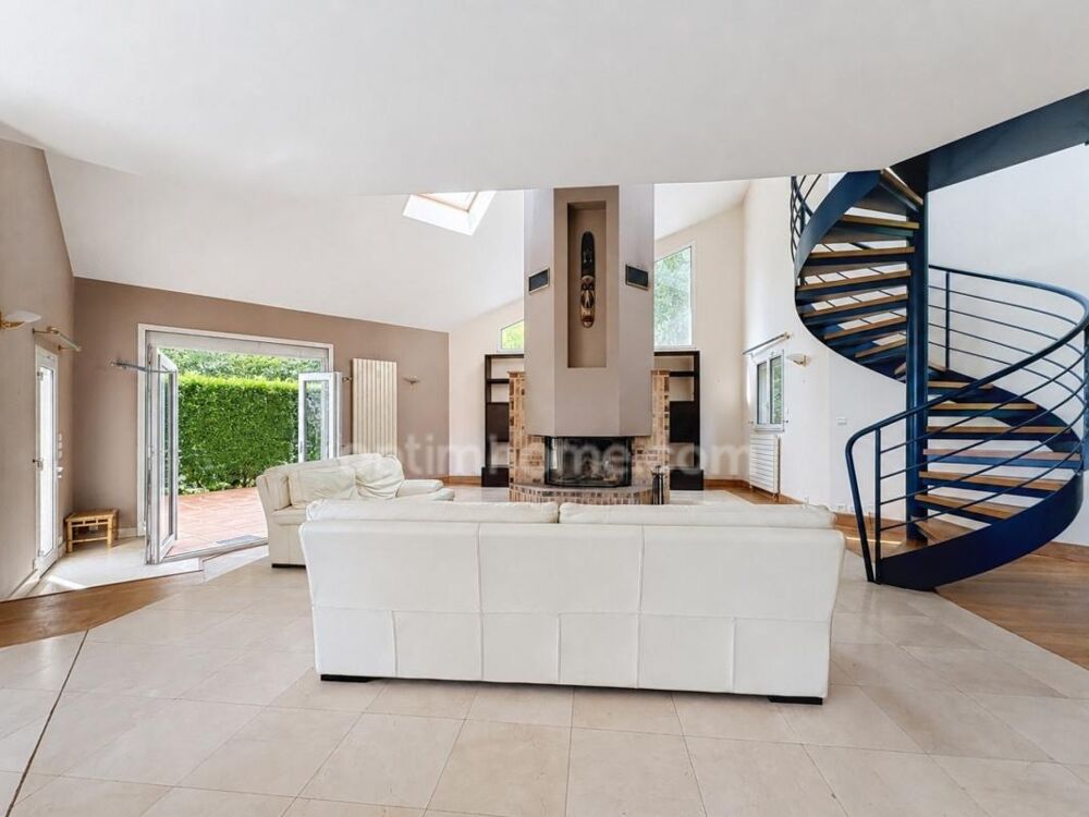 BESSANCOURT (95) Maison 5 chambres 250m²