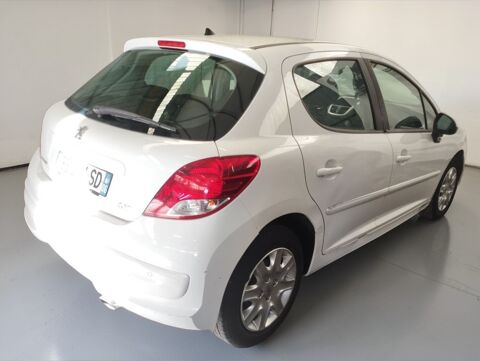 207 1.6 VTI 120 PREMIUM 5P 2010 occasion 06640 Saint-Jeannet