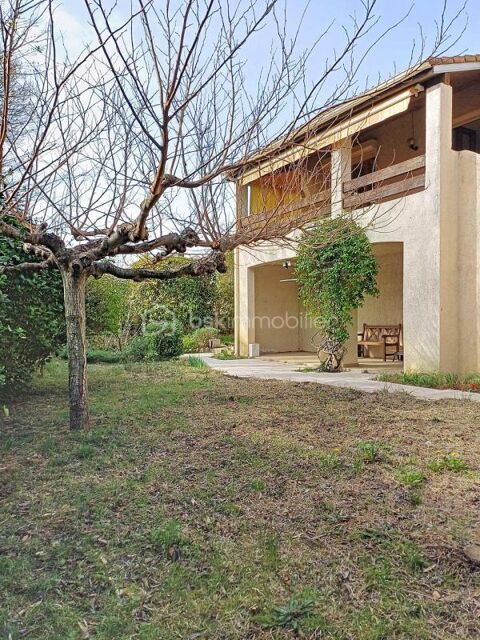   Maison familiale lumineuse, centre ville, jardin arbor�, sous-sol total Maison - 5 pi�ce(s) - 91 m�