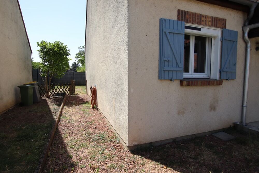 Vente Maison ORLEANS SUD, au calme, maison non mitoyenne de 100m2 avec garage classée énergétiquement en C Orleans