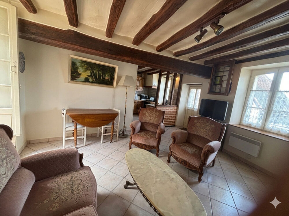 Maison de village 81 m² avec jardin clos  Idéal premier achat ou résidence secondaire SAINT PRIVE 89