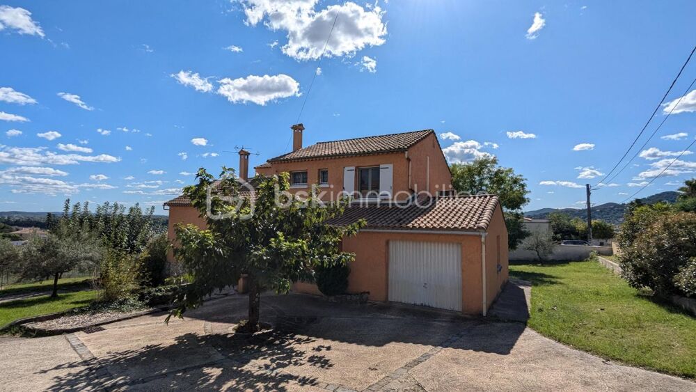 Villa spacieuse au coeur d'Alès dans les hauteurs nous offrant une vue panoramique