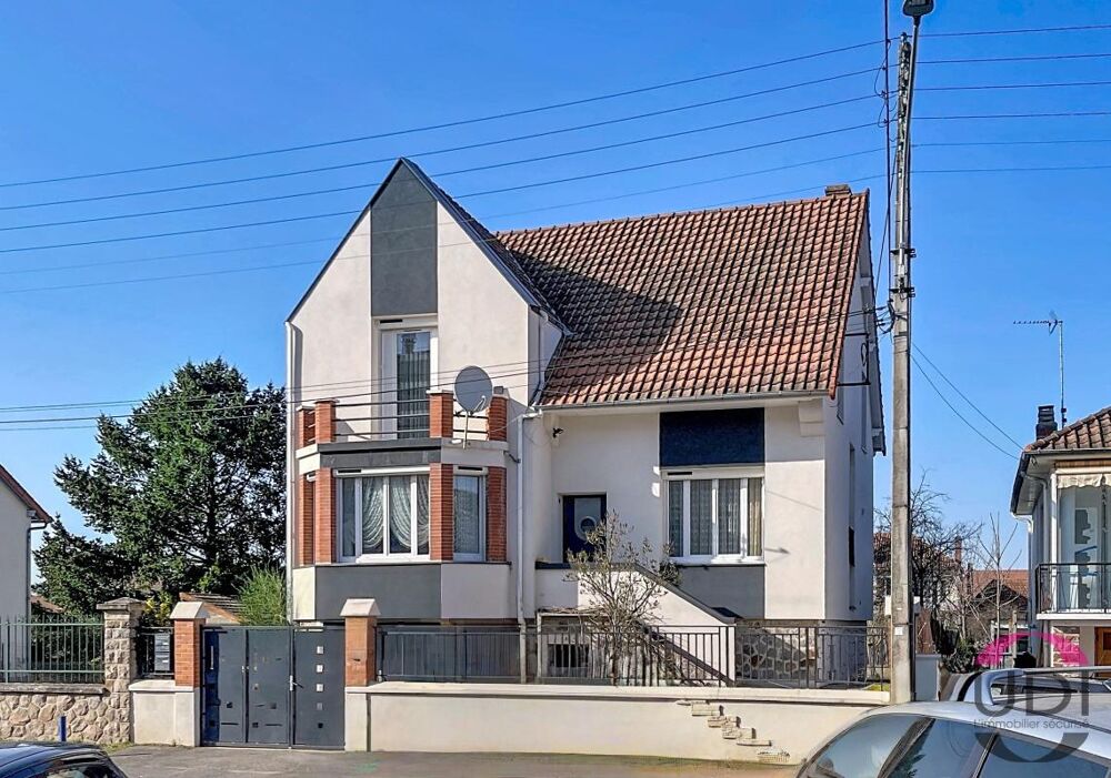 Vente Maison Maison des années 40 entièrement rénovée – 4 chambres – Montluçon Montlucon