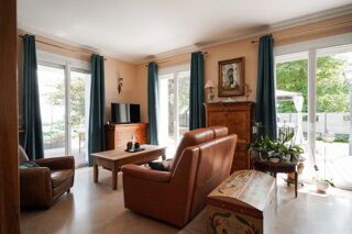  Maison � vendre 9 pi�ces 246 m�