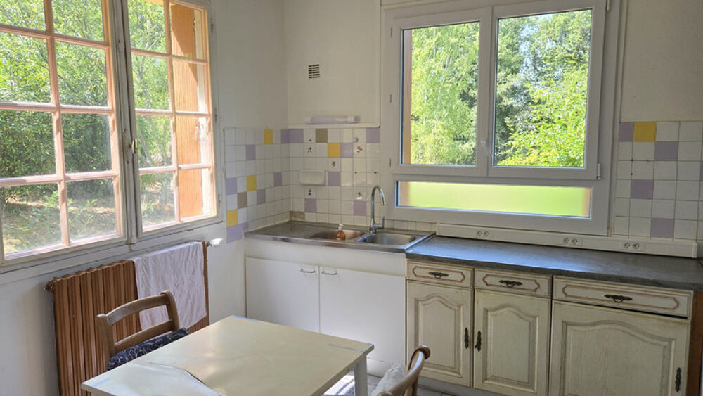 Vente Maison MAISON 4P - GARAGE - DEPENDANCES - JARDIN - CALME SANS VIS A VIS Montrol senard