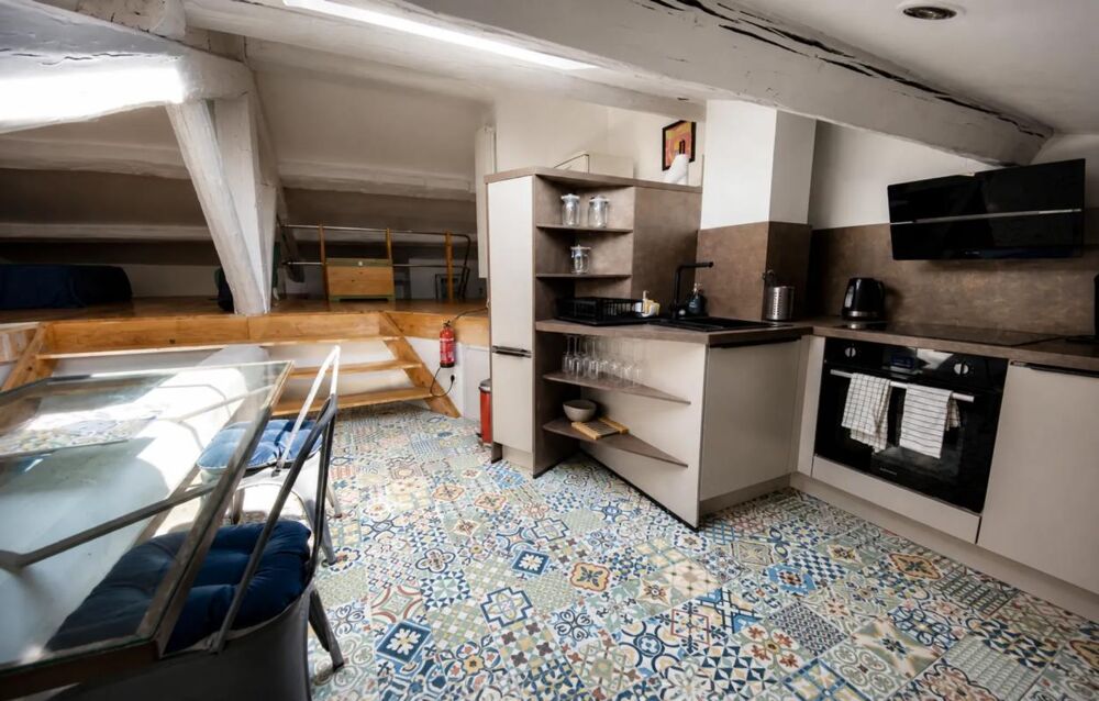 Vente Appartement Appartement de 2 pièces - 59 m2 - intra muros à Avignon Avignon