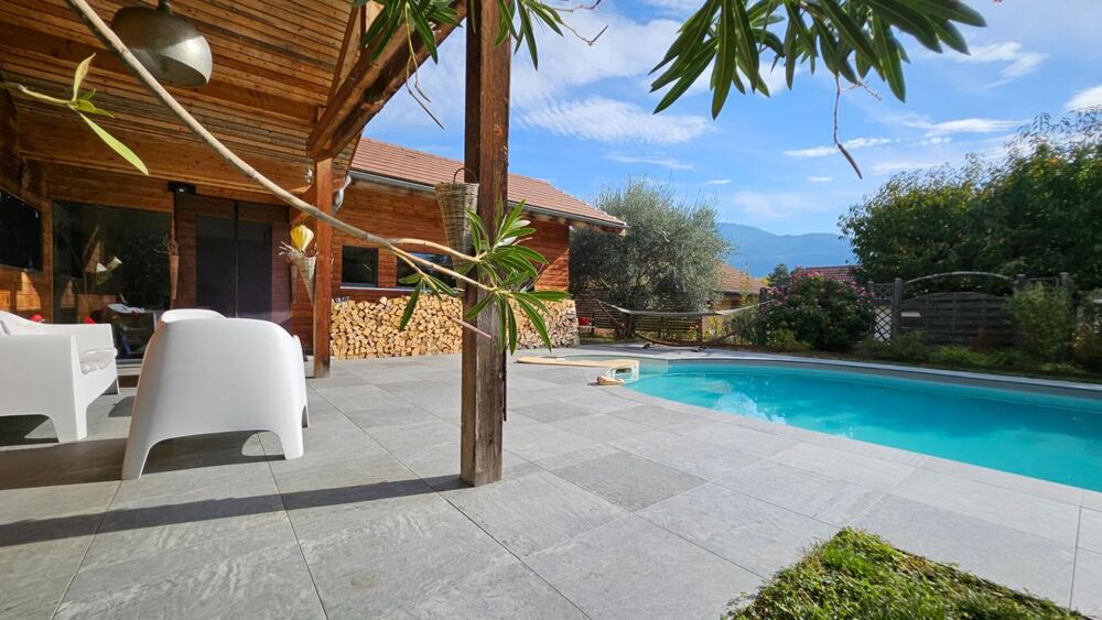 Vente Maison Maison d'architecte bioclimatique 5P 122 m² avec piscine et dépendances à SAINTE-MARIE-D'ALLOIX (38660) Sainte marie d alloix
