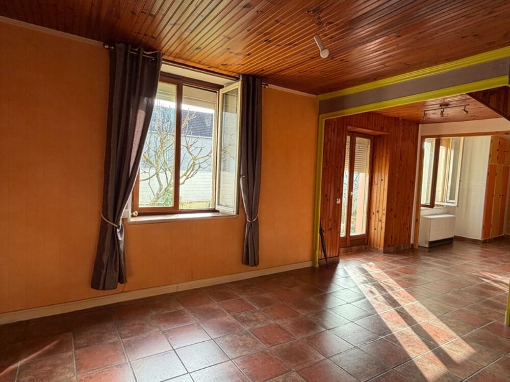 MAISON 4 CHAMBRES AVEC GARAGE ET JARDINET