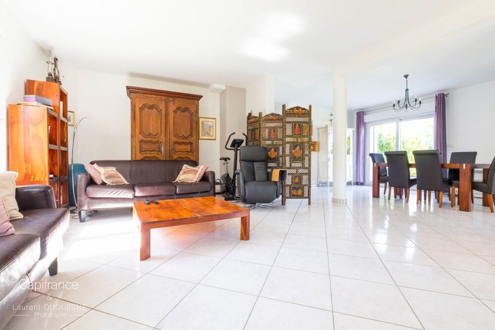 Vente Villa Fontaine les Dijon maison d'architecte de 200 m2 avec grand sous-sol Fontaine les dijon