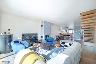  Maison à vendre 6 pièces 215 m²
