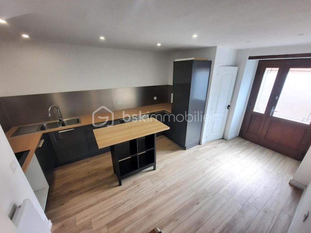 Vente Maison À vendre : Maison de village proche FRÉJUS / ST RAPHAEL Bagnols en foret