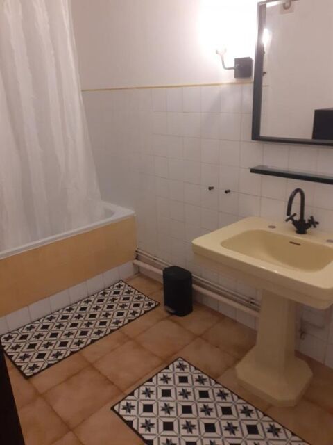  Appartement � louer 2 pi�ces 65 m�