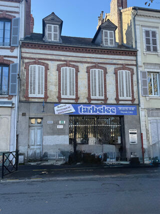  Immeuble � vendre 10 pi�ces 160 m�