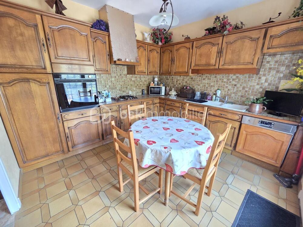 Magnifique Pavillon sur sous-sol de 96m² avec dépendances à Nevers