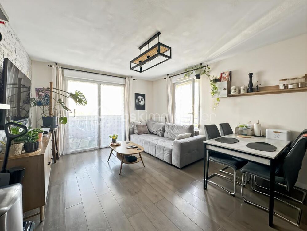 Superbe appartement avec balcon et parking