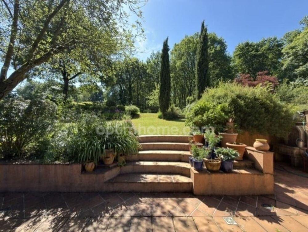 Val Saint-Germain 91530. 45 KM DE PARIS  Propriété rare sur 9788 M², Belle maison 157 m² avec 5 chambres. DPE /D