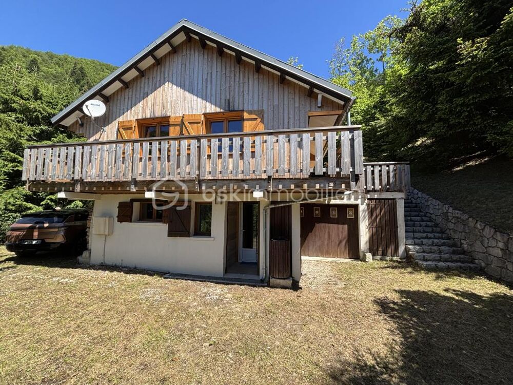 Vente Chalet AILLON-LE-JEUNE – CHALET AUTHENTIQUE AVEC VUE IMPRENABLE SUR LES MONTAGNES Aillon le jeune