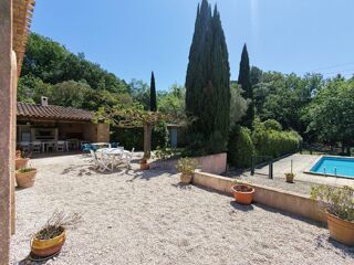  Villa à vendre 7 pièces 236 m²