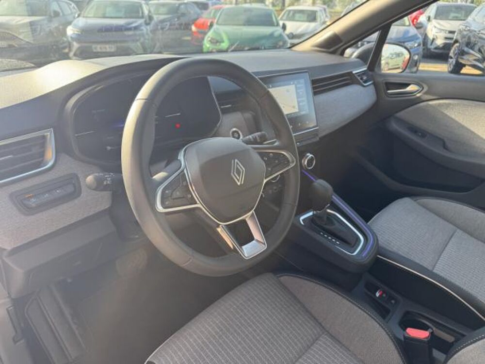 Clio V E-Tech hybride complet 145 ch GSR2 Techno 2024 occasion 42210 Bellegarde-en-Forez