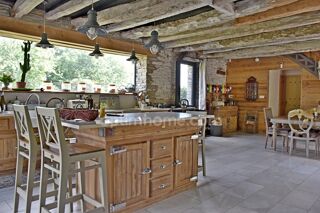  Maison à vendre 9 pièces 245 m²