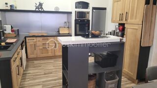 Vente Maison ARGELIERS - MAISON DE VILLAGE RENOVEE DE 185 M² AVEC TERRASSE ET GARAGE Argeliers