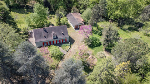   Maison +/- 114 m2, plein pied, 3chambres, garage, atelier, 2.5ha terrain Maison - 6 pi�ce(s) - 114 m�