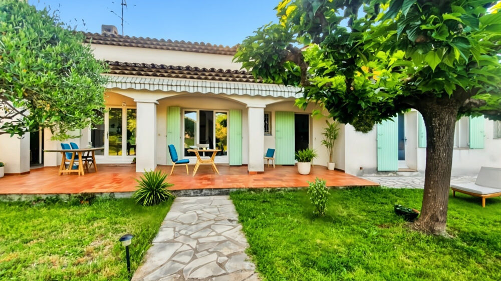 Vente Villa Villa d'architecte à 200 m du village Peymeinade